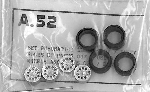 4 ruote + cerchi per Lancia 037 1983