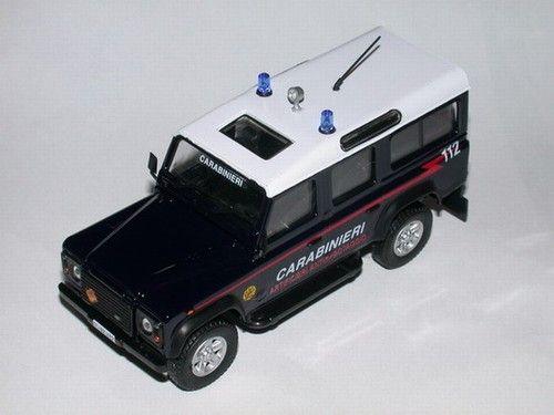 LAND ROVER DEFENDER Carabinieri 2005