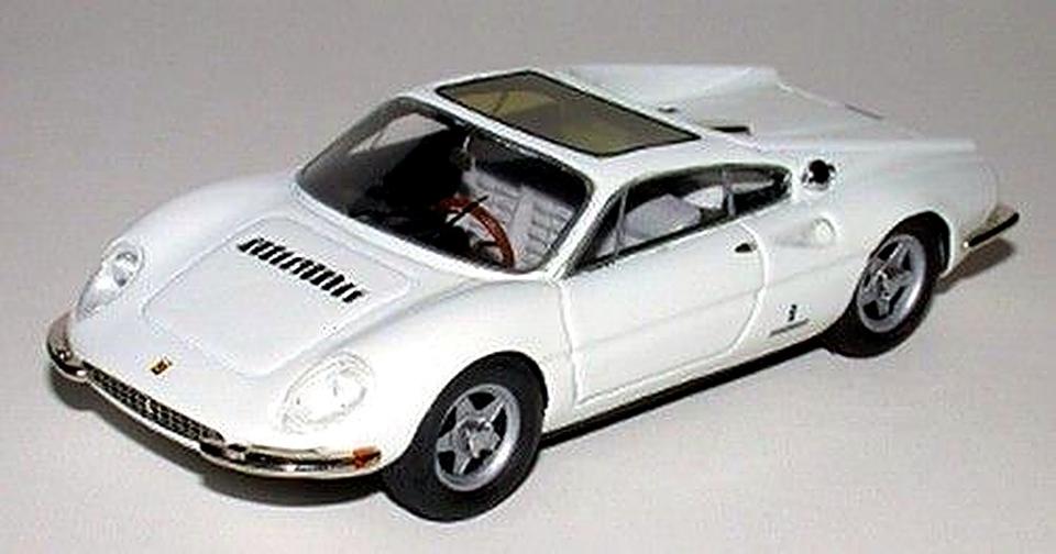 Ferrari 365P ch. 8971 prototipo Chinetti 1966