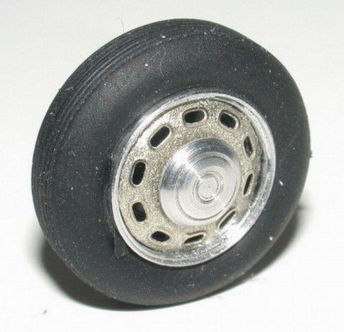 4  Gommine + cerchi  Alfa Romeo Sz, Tz Road ,stradale 1960