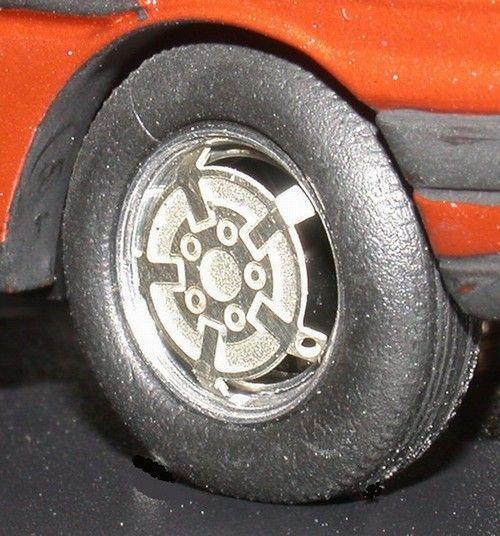 4 Gommine + cerchi per Lancia Gamma 1976