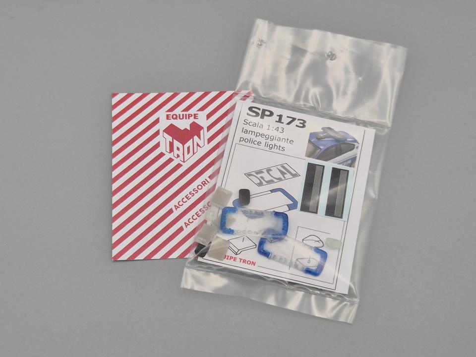 2 x Lampeggianti + 2  decals forze dell'ordine
