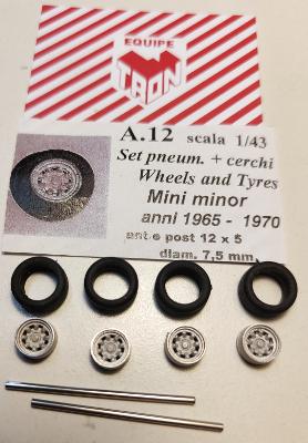 4 Gommine  +  cerchi  Minilite x Mini Minor 1960