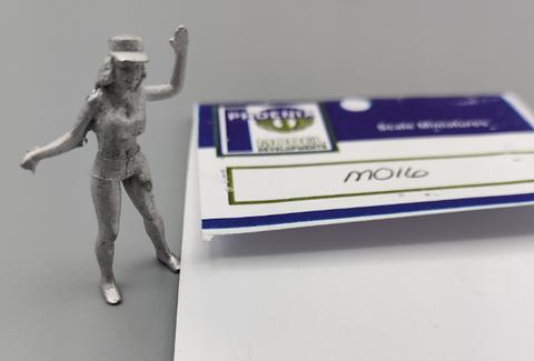 Figure  female  - figurino di ragazza 1980